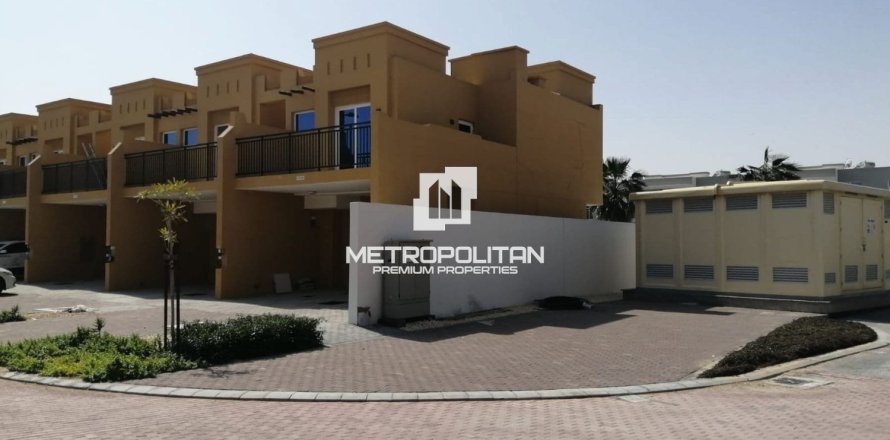 3 bedrooms Townhouse in DAMAC Hills (Akoya by DAMAC), UAE No. 118200