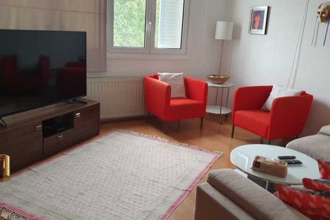 Дом с 4 спальнями в Энгоми, Кипр №28922 4