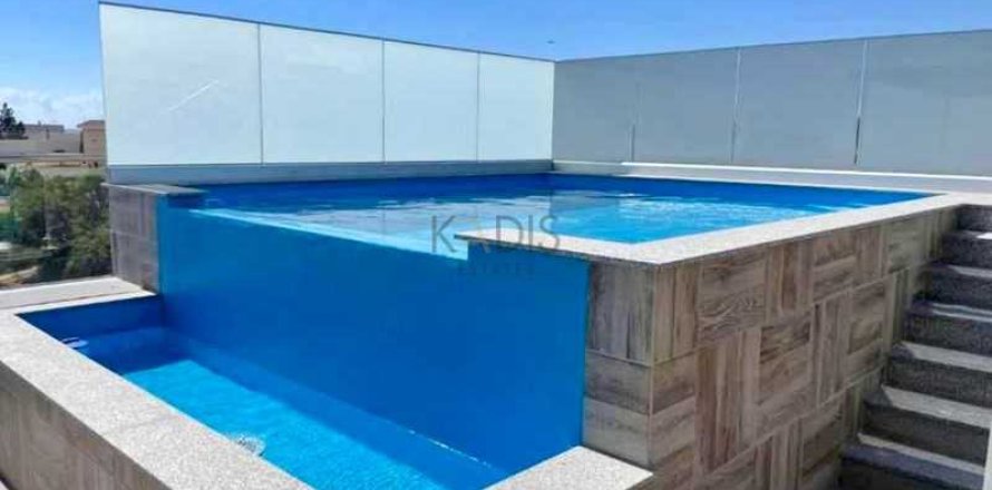 3 bedrooms Apartment in Germasogeia, Cyprus No. 103019