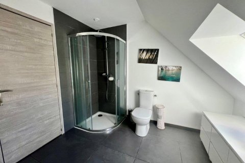 8 bedrooms House in Pleugriffet, France No. 69436 10