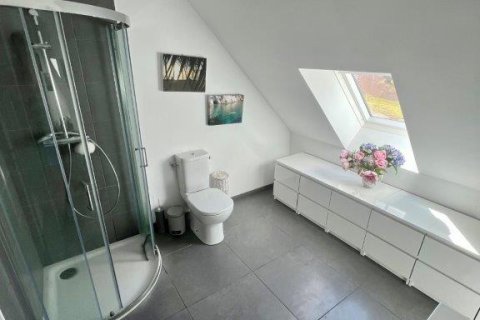 8 bedrooms House in Pleugriffet, France No. 69436 11