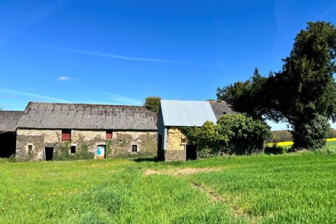 8 bedrooms House in Pleugriffet, France No. 69436 5