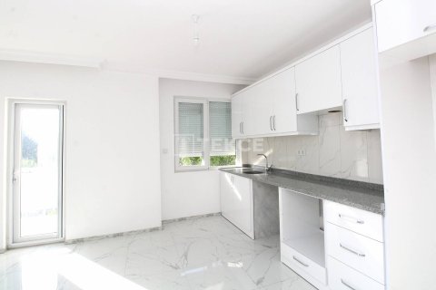7 bedrooms Villa in Tan Xuan, Vietnam No. 14927 7