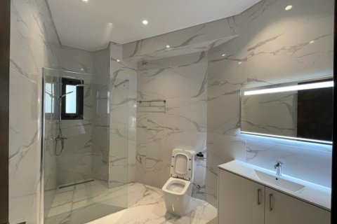 Квартира с 3 спальнями в Лимассол, Кипр №107033 8