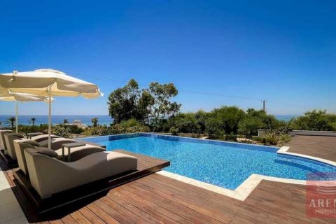 3 bedrooms Villa in Ayia Napa, Cyprus No. 28935 4