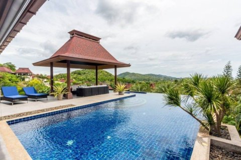 Вилла с 7 спальнями в Хуа Хин, Таиланд №97344 3