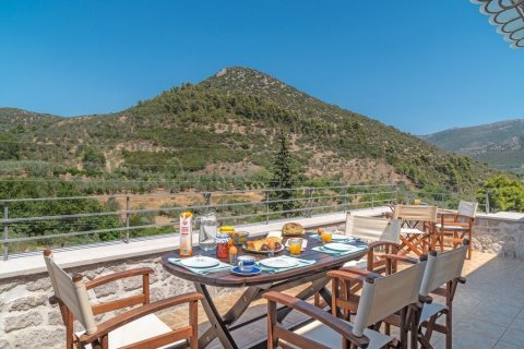 7 rooms Villa in Argolis, Greece No. 107613 25