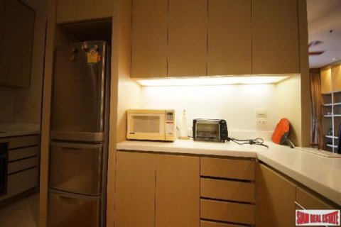 3 bedrooms Apartment in Bangkok, Thailand No. 98117 3