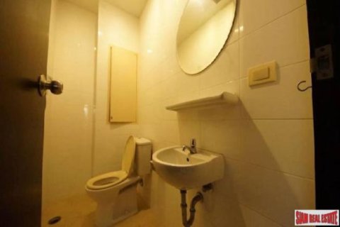 3 bedrooms Apartment in Bangkok, Thailand No. 98117 23