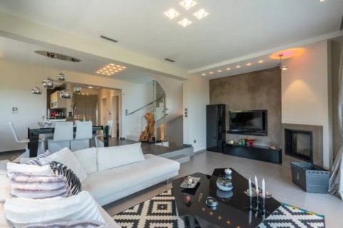 8 rooms Apartment in Thessaloniki, Greece No. 55836 10