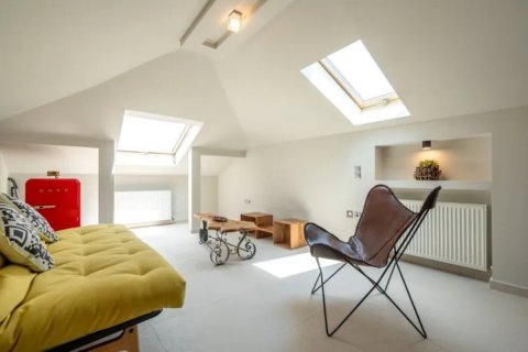 8 rooms Apartment in Thessaloniki, Greece No. 55836 18