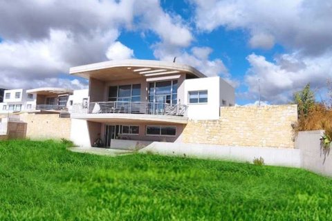 Вилла с 4 спальнями в Пейя, Кипр №84362 1