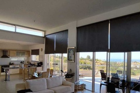 Вилла с 4 спальнями в Пейя, Кипр №84362 3