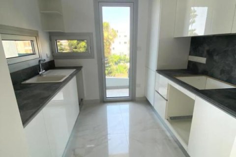 3 bedrooms Apartment in Limassol, Cyprus No. 106337 4
