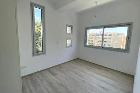3 bedrooms Apartment in Limassol, Cyprus No. 106337 6