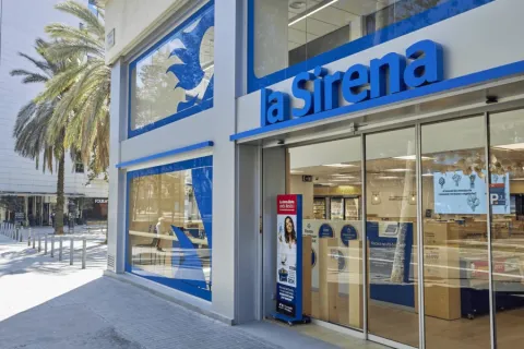 298m² Commercial property in Duc Tan, Vietnam No. 27196 1