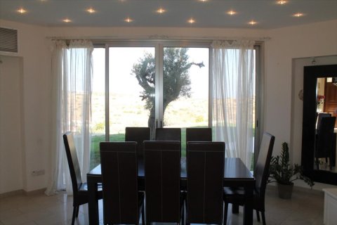 4 bedrooms Villa in Limassol, Cyprus No. 105803 3