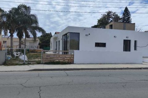 Коммерческая недвижимость в Лимассол, Кипр №104294 1