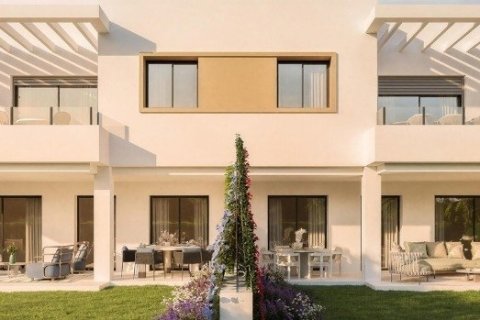 3 dormitorios Villa en Estepona, Spain No. 126798