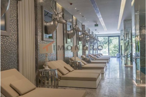 6 bedrooms Apartment in Hai Ba Trung, Vietnam No. 17454 8