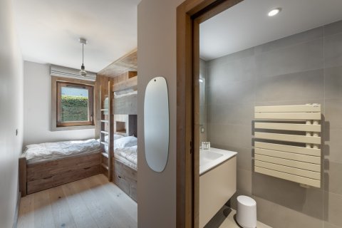 2 bedrooms Apartment in Megeve, France No. 99877 8