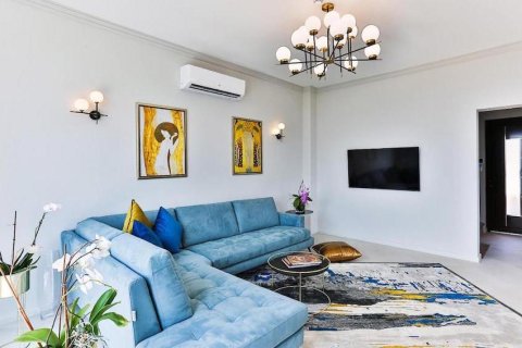 Дом с 4 спальнями в Будва, Черногория №84199 13