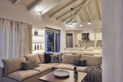 3 bedrooms House in Zakynthos, Greece No. 69557 11