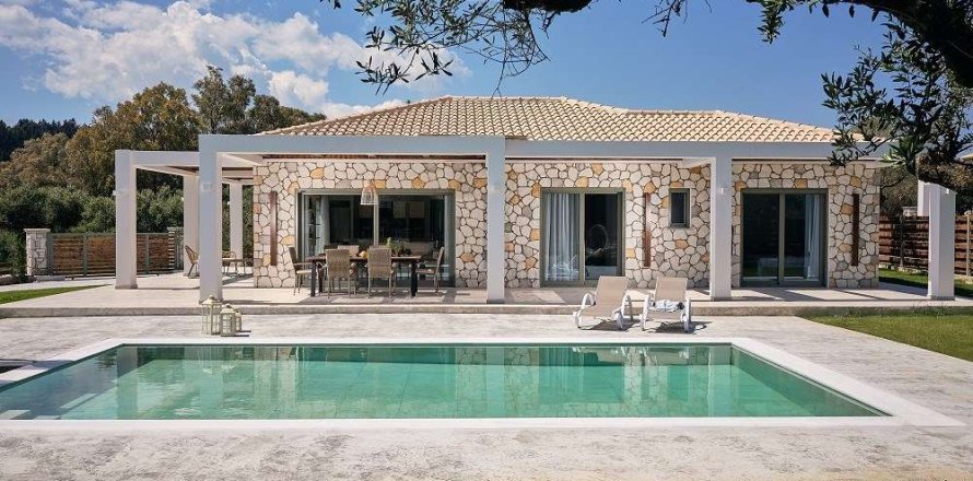 3 bedrooms House in Zakynthos, Greece No. 69557