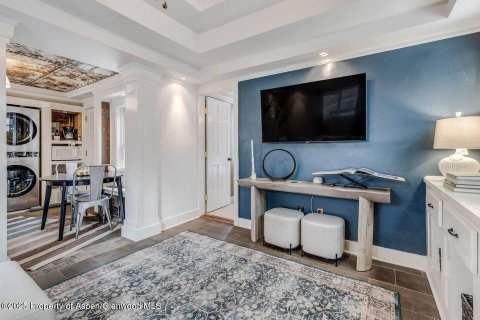 6 bedrooms House in Glenwood Springs, USA No. 104595 7