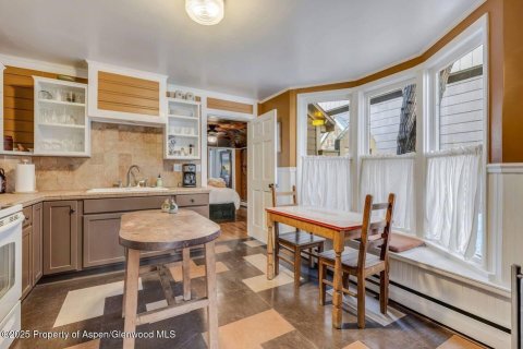 6 bedrooms House in Glenwood Springs, USA No. 104595 27