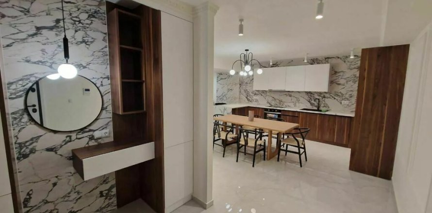 3 bedrooms Apartment in Glyfada, Greece No. 108516