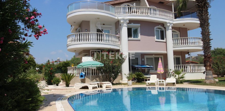 3 bedrooms Villa in Belek, Turkey No. 98819