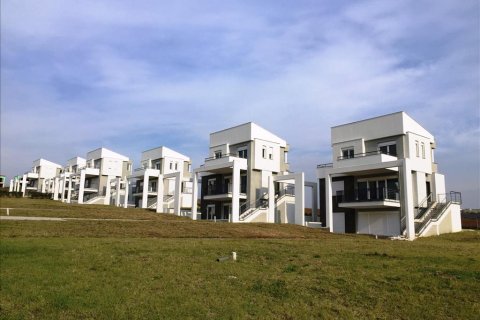 6 rooms House à Thessaloniki, Greece No. 60605 1