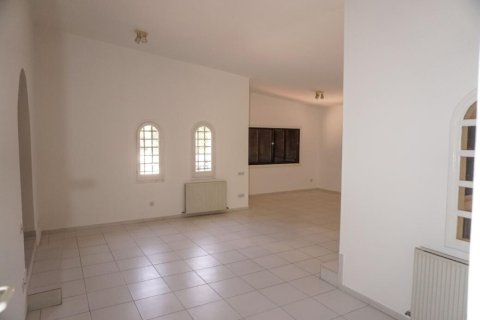 345m² Villa in Nicosia, Cyprus No. 107081 2