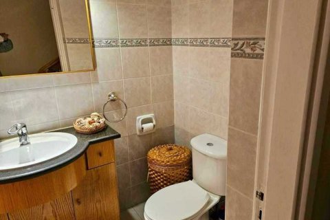 4 dormitorios Villa en Episkopi, Cyprus No. 30740 12