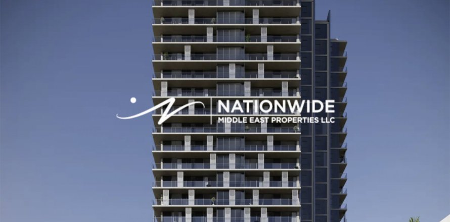 3 dormitorios Apartment en Abu Dhabi, UAE No. 121139