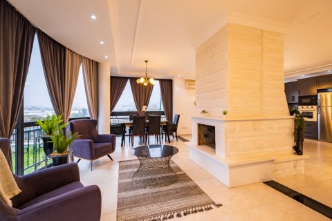 4 bedrooms Villa in Nong Ha, Vietnam No. 13799 15