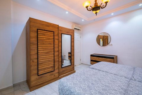 4 bedrooms Villa in Nong Ha, Vietnam No. 13799 12