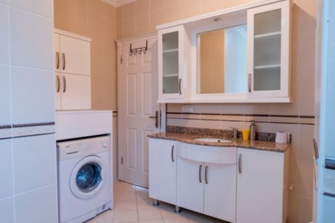 4 bedrooms Villa in Nong Ha, Vietnam No. 13799 6