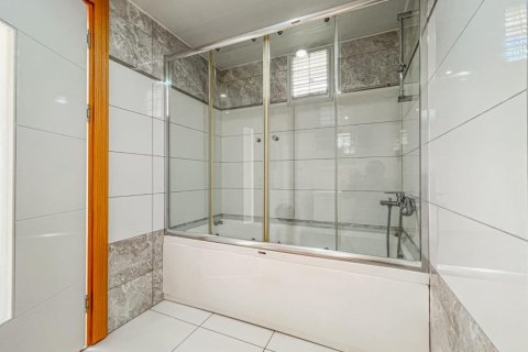 3 rooms Apartment in Phong Thanh Tay A, Vietnam No. 20647 17