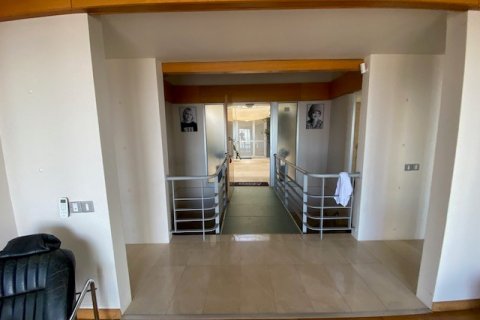 5 bedrooms House in Paphos, Cyprus No. 37529 15