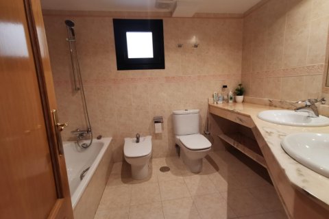 3 dormitorios Apartment en My Phuc, Vietnam No. 83855 21