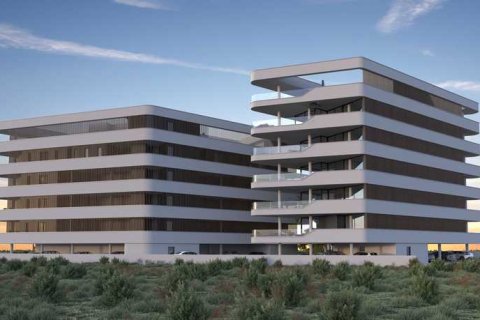 3 dormitorios Apartment en Limassol, Cyprus No. 34621 2