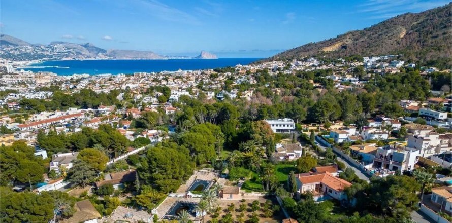 4 dormitorios Villa en Albir, Spain No. 124736