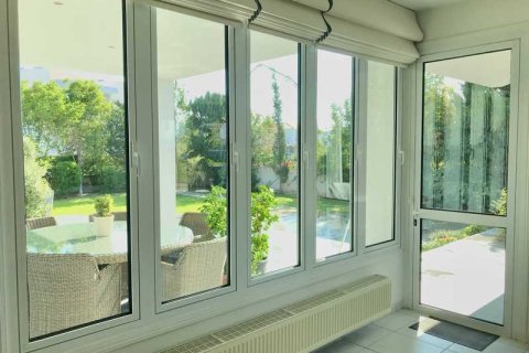 Вилла с 7 спальнями в Лация, Кипр №32052 14