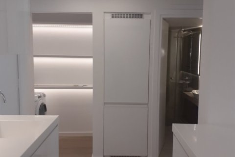 Квартира с 3 комнатами в Афины, Греция №55677 9