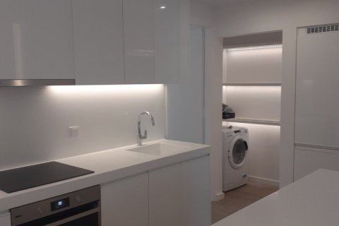 Квартира с 3 комнатами в Афины, Греция №55677 8