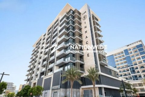 Studio Apartment in Dubai, UAE No. 117496