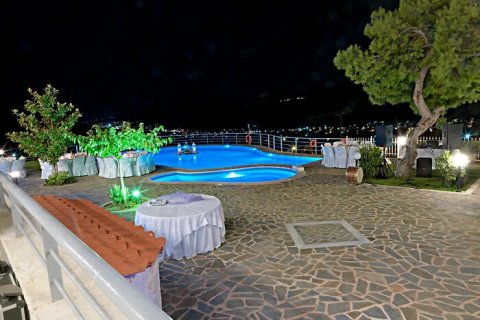 12 dormitorios Hotel en Marathon, Greece No. 107843 18
