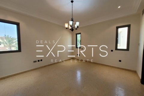 4 bedrooms Villa in Bavaria Town, Vietnam No. 82991 6